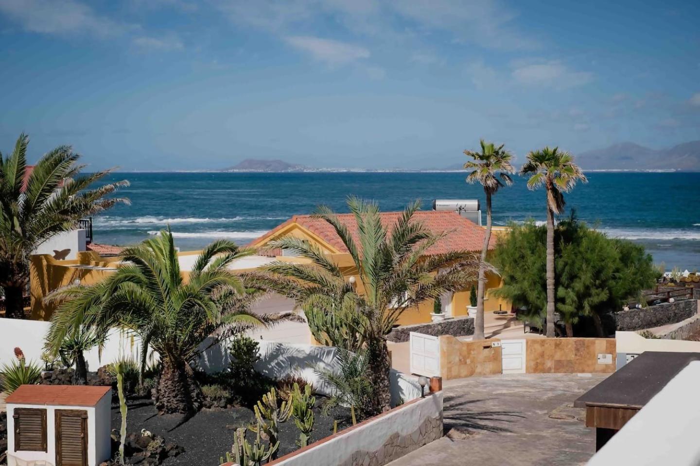 Villa Aloha Jacuzzi Y Vistas Al Mar קורלחו מראה חיצוני תמונה