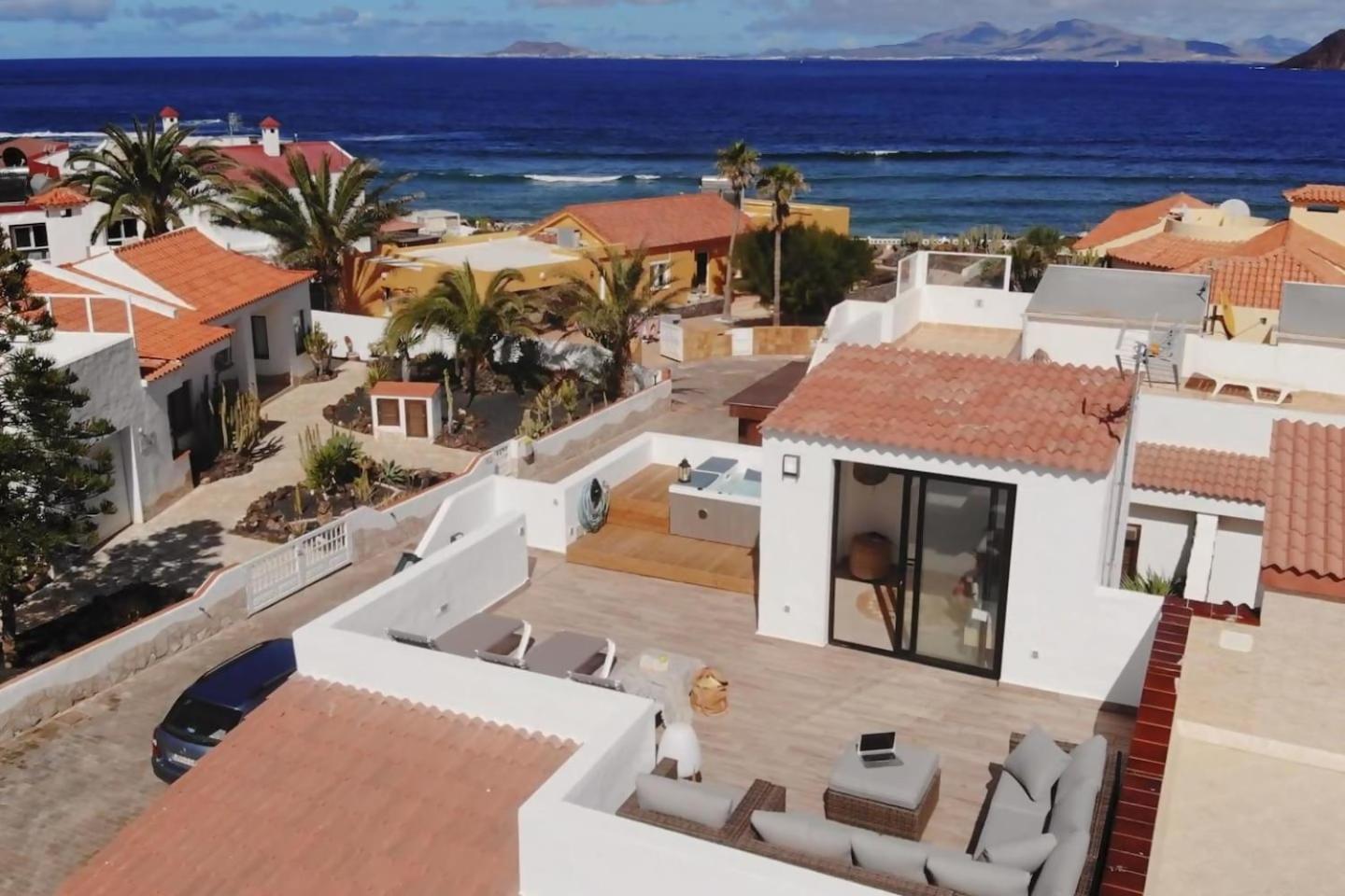 Villa Aloha Jacuzzi Y Vistas Al Mar קורלחו מראה חיצוני תמונה